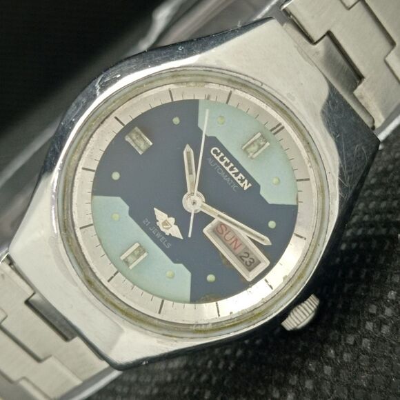 Vintage 1985 Citizen Automatic Womans Silver Watch W/daydate & Blue accents - Picture 1 of 8